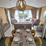 1 Sunset View 公寓