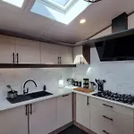 1 Sunset View 公寓