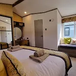 1 Sunset View * 米勒姆